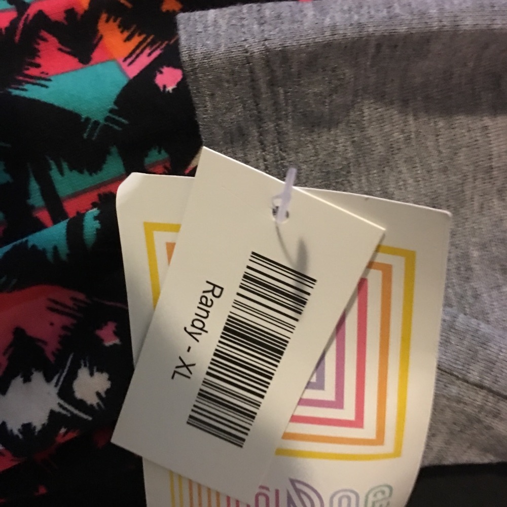 LuLaRoe XL Randy Top - Picture 2 of 2